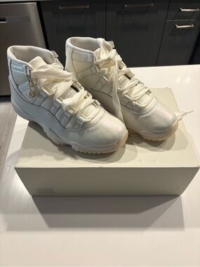 Jordan Women’s Cream/White High-Top Sneakers with Satin Laces